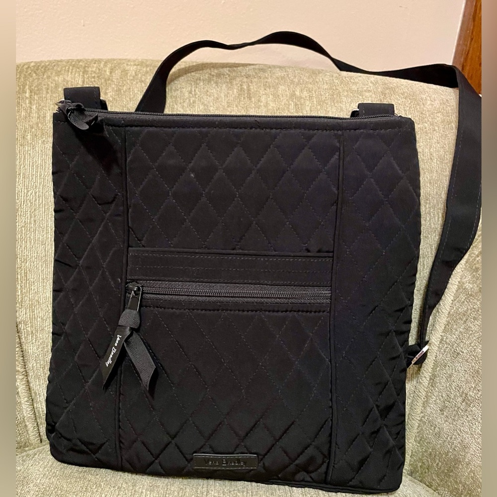Vera Bradley Black Quilted Crossbody Bag - Hipster